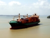 Durchfahrt-Panama-Kanal-2-Schiff